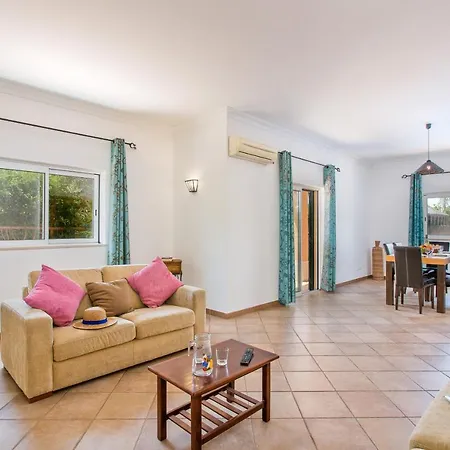 Villa Villas Norca A, B ,c